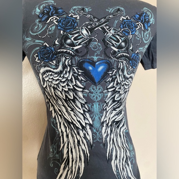 Y2k Grunge Blue & Grey Fitted V Neck Tee Guns, Roses, Hearts & Wings Design - Picture 4 of 7